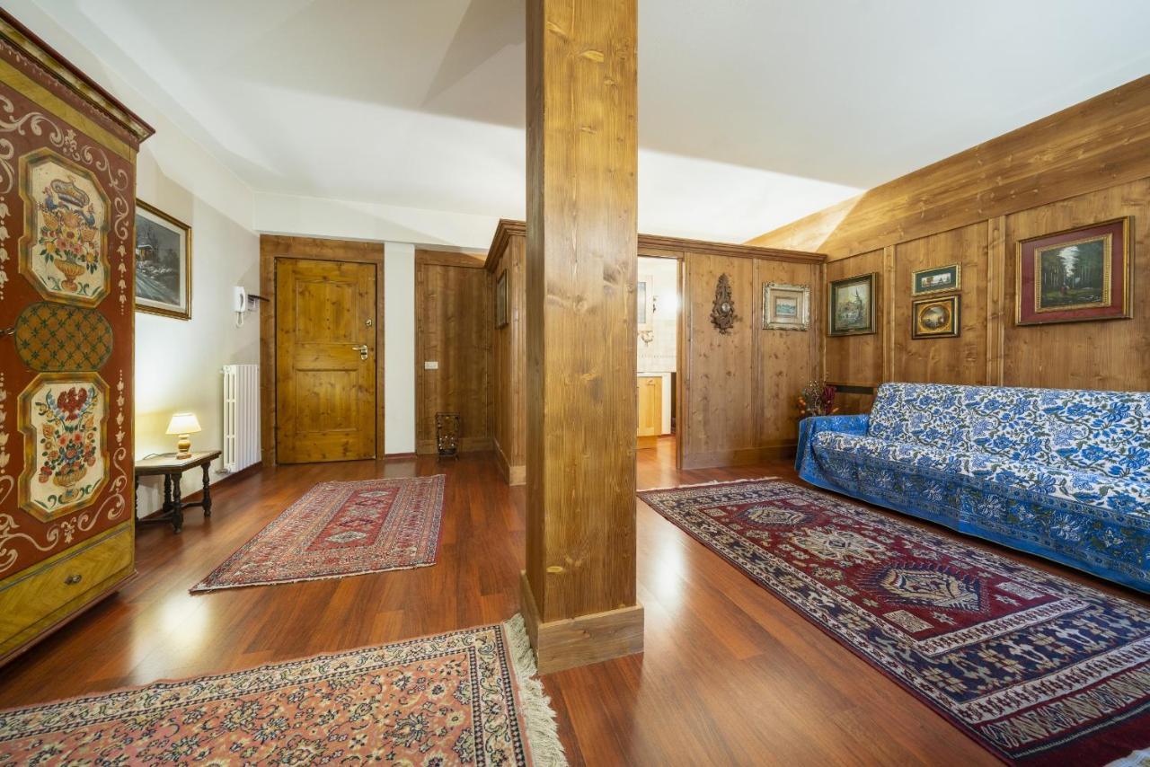 Villa S. Francesco - Stayincortina Cortina dʼAmpezzo Zewnętrze zdjęcie