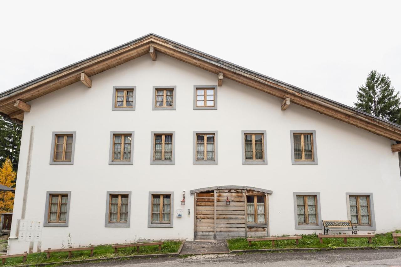 Villa S. Francesco - Stayincortina Cortina dʼAmpezzo Zewnętrze zdjęcie